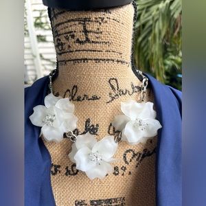 Lucite Floral Necklace